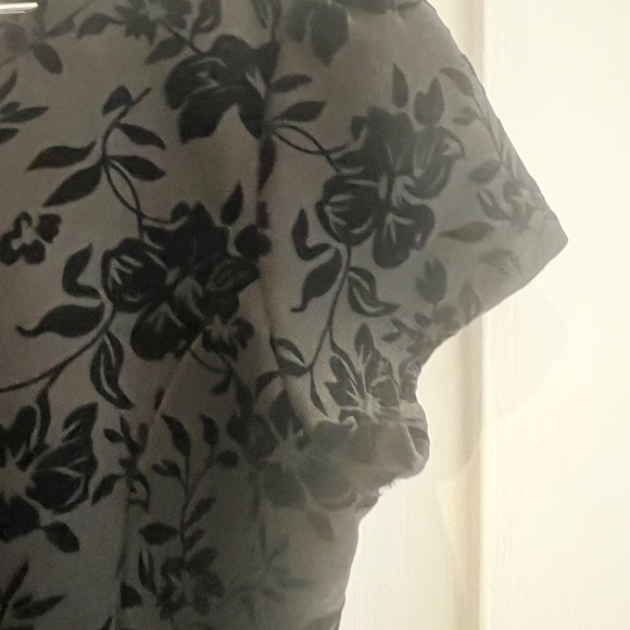 One Heart Clothing Black Dress - Picture 5 of 6